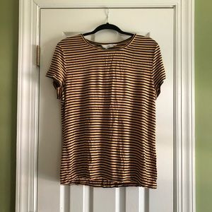 Black and yellow striped shirt sleeve top